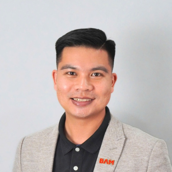 HÒA PHÁT